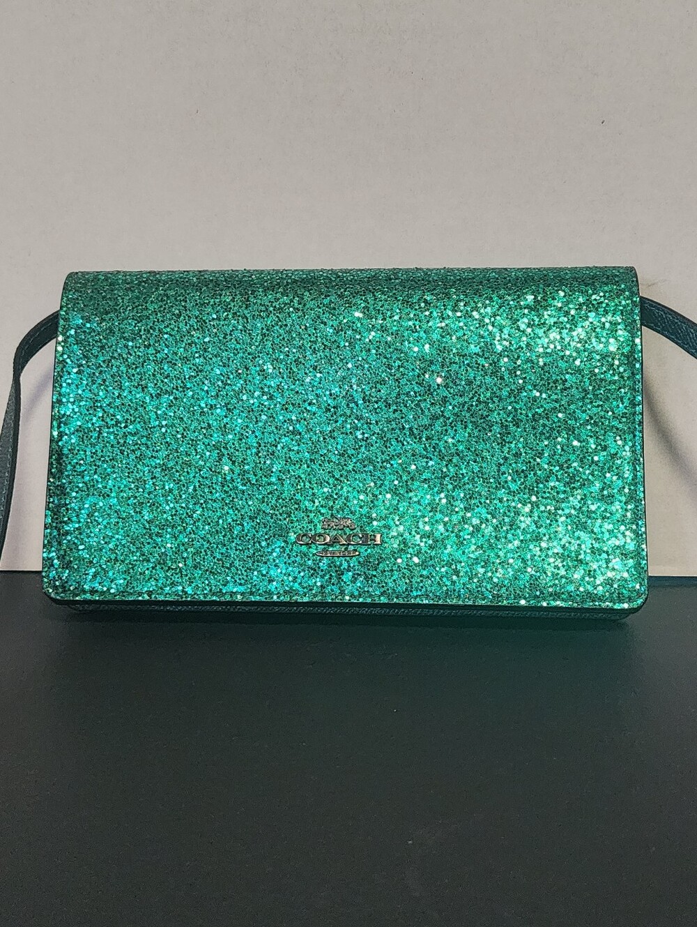 SOLD✨️NWOT Coach Limited Edition Green Glitter Hayden Foldover Crossbody, 2018 - Picture 2 of 10